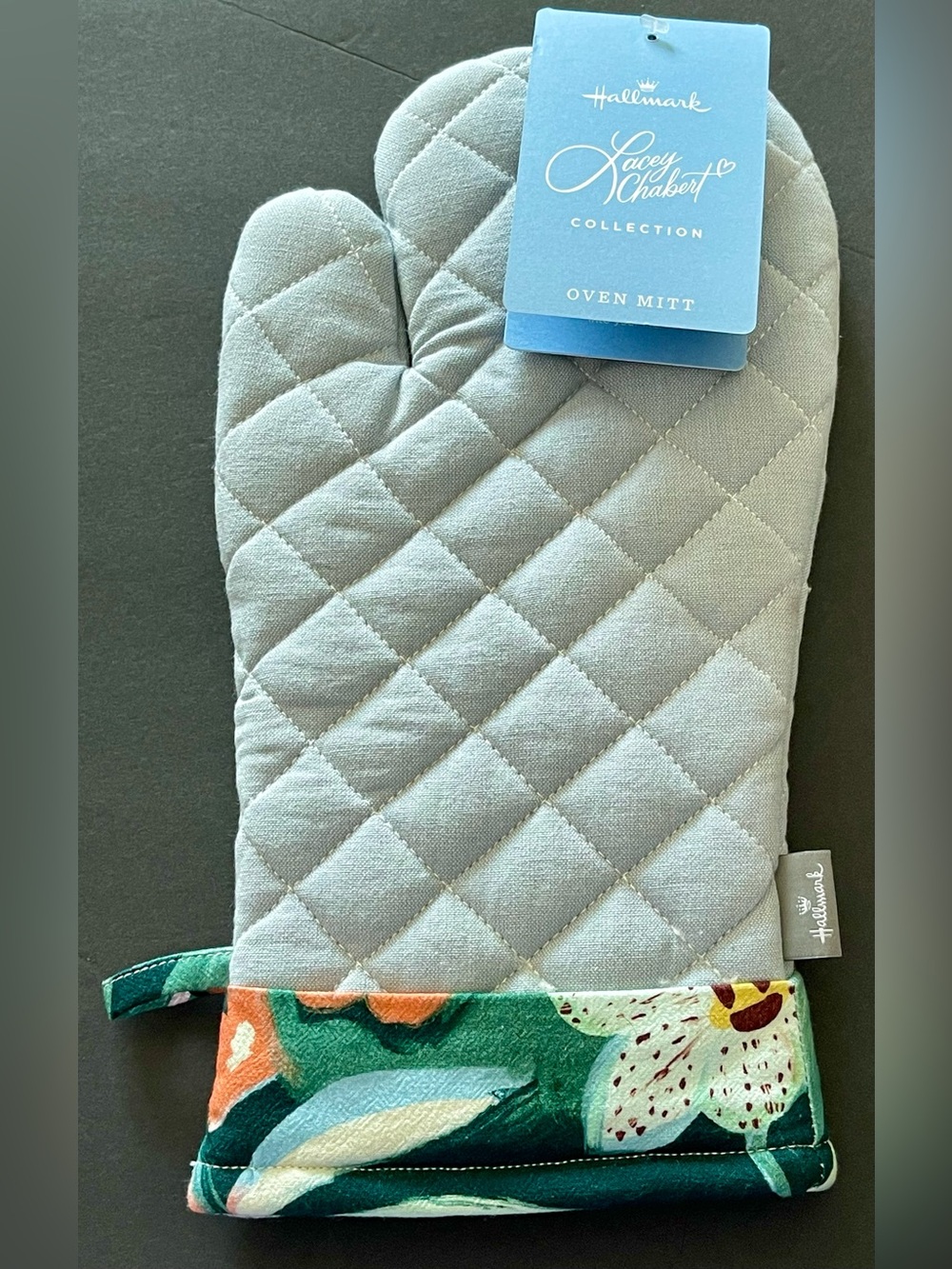 The Hallmark Lacey Chabert Collection Blue Chambray and Floral Oven Mitt feature